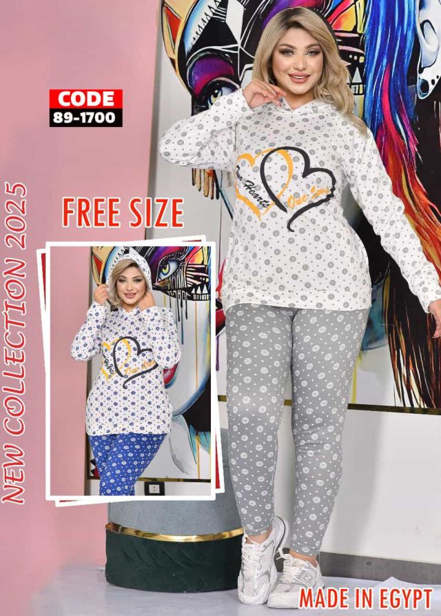 ملابس نسائية