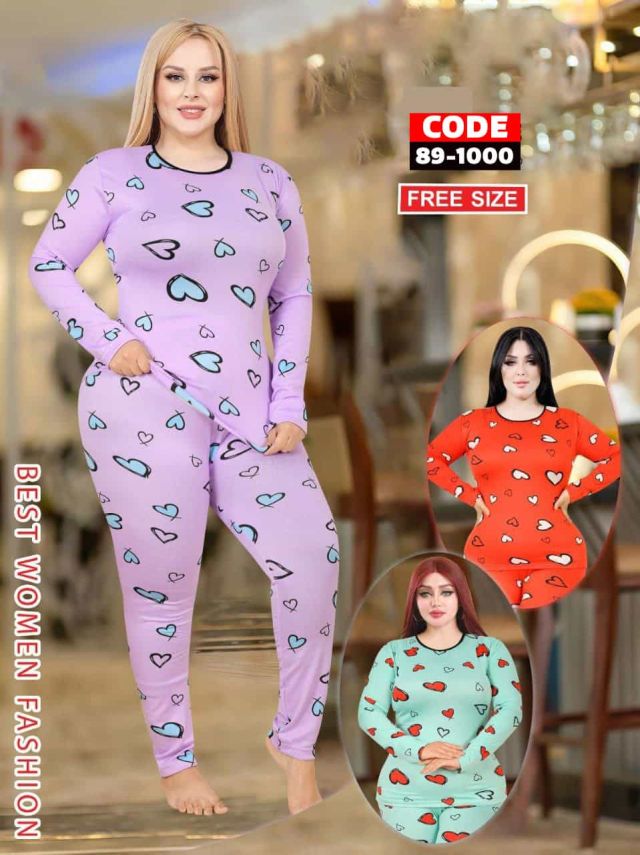 ملابس نسائية